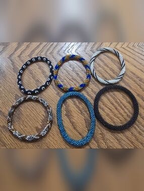 Set Of Six Multicolor and Metallic Beaded Bracelet Set